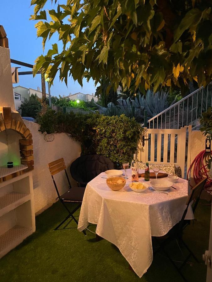 Pavillon Confort Pour 2 Personnes Gruissan Dış mekan fotoğraf