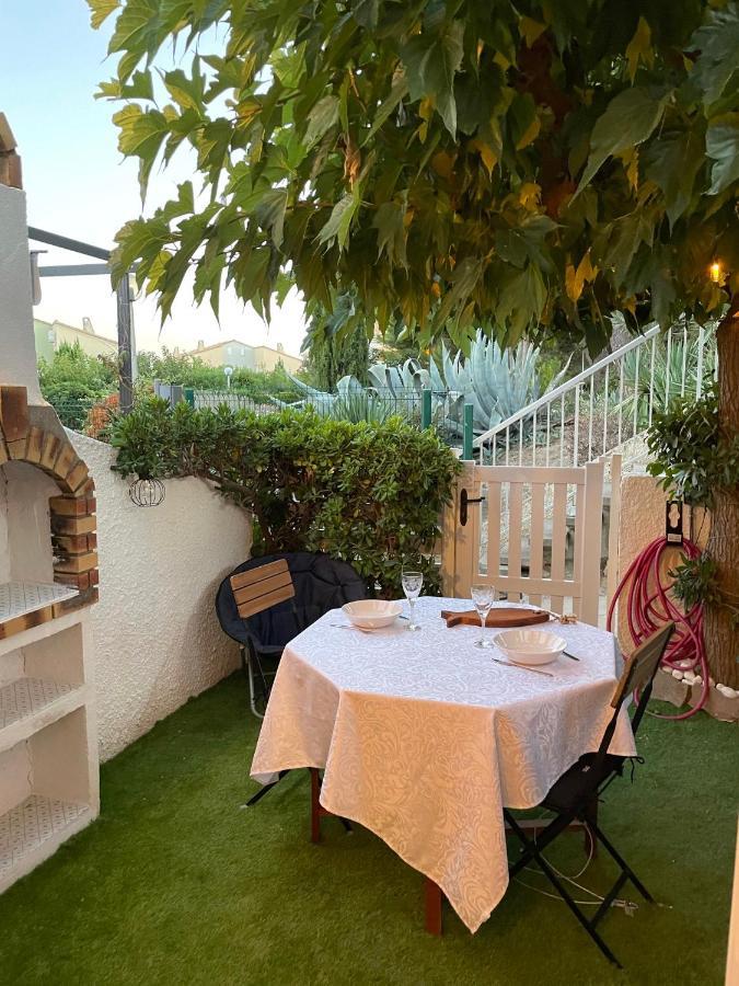 Pavillon Confort Pour 2 Personnes Gruissan Dış mekan fotoğraf